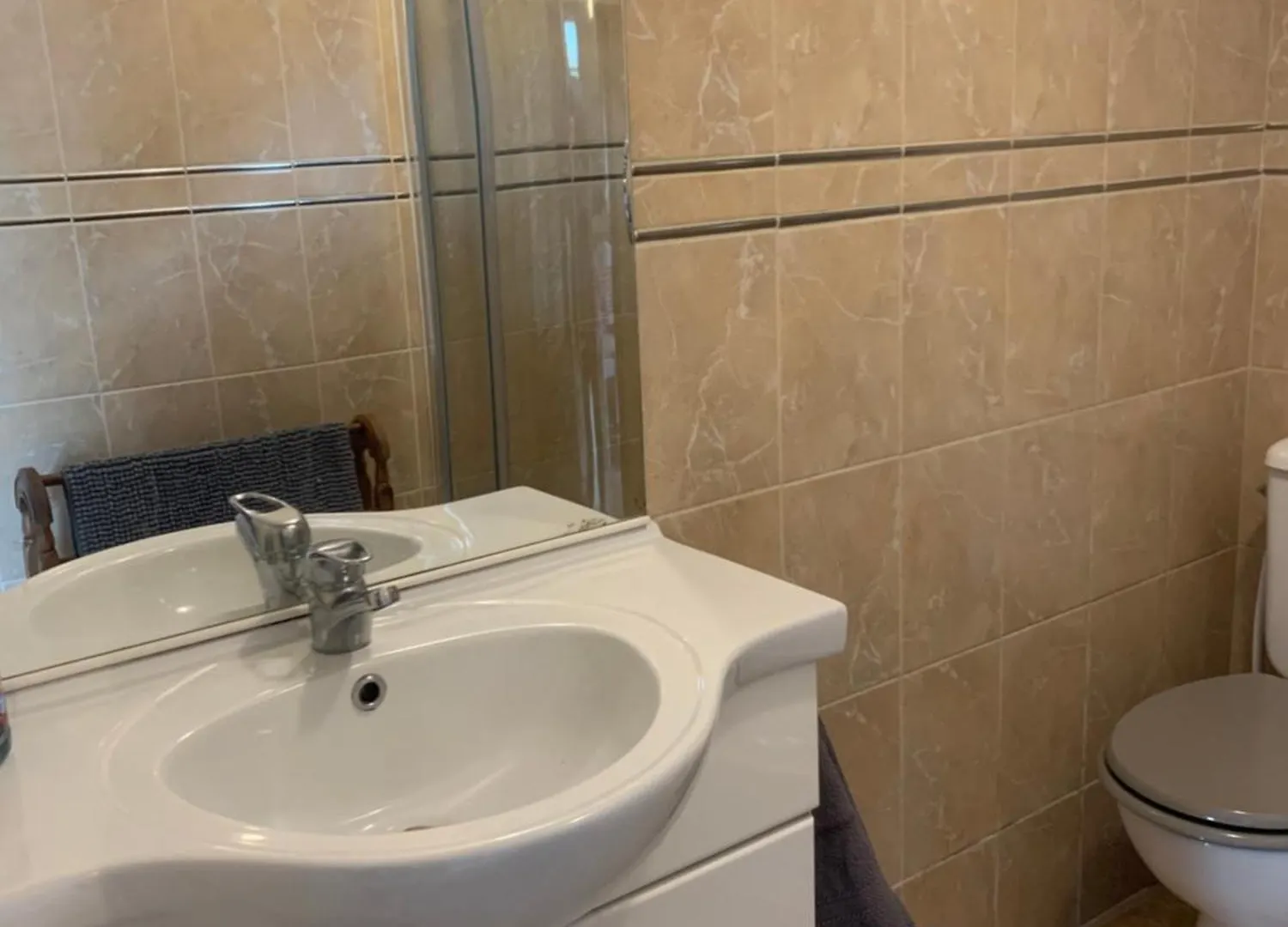 Apartman Countryside Retreat In Brittany 2 Bedrooms Sleeps 4 Pet Friendly Heated Swimming Pool Free Wifi Plouguenast-Langast