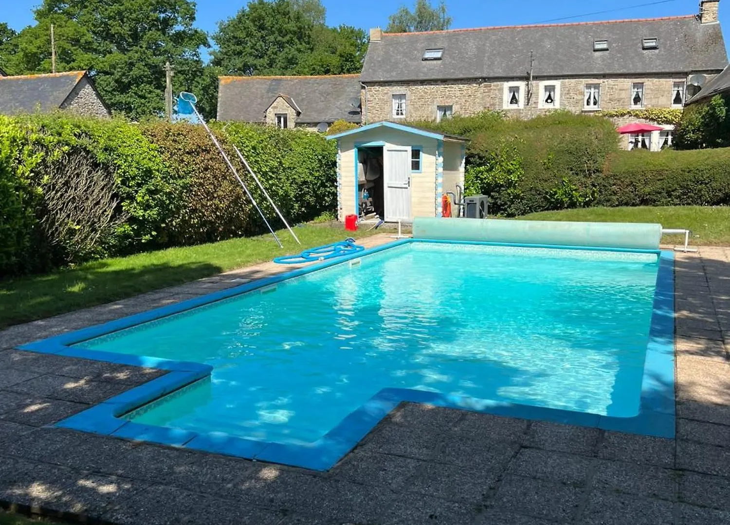 Countryside Retreat In Brittany 2 Bedrooms Sleeps 4 Pet Friendly Heated Swimming Pool Free Wifi Plouguenast-Langast Apartman